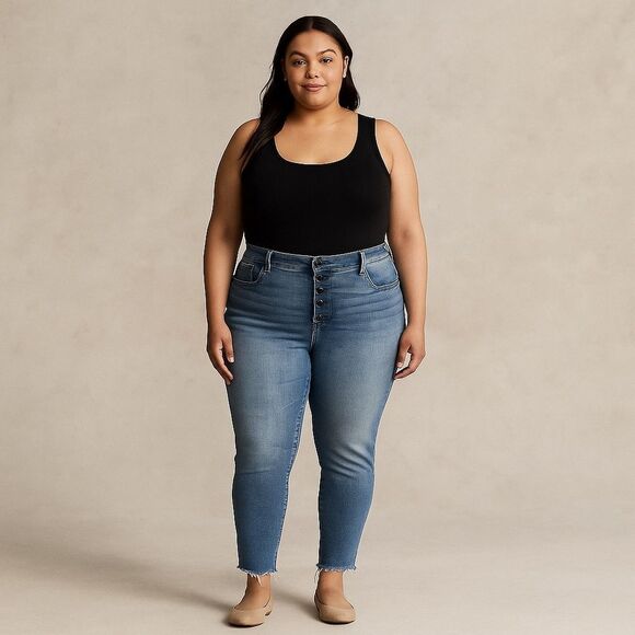 Torrid Light Wash 5 front Button Bombshell Skinny Jeans, size 24 SHORT - Picture 1 of 9